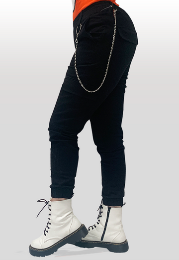 PANTALON CON CADENA TOXIC (6570138796111)